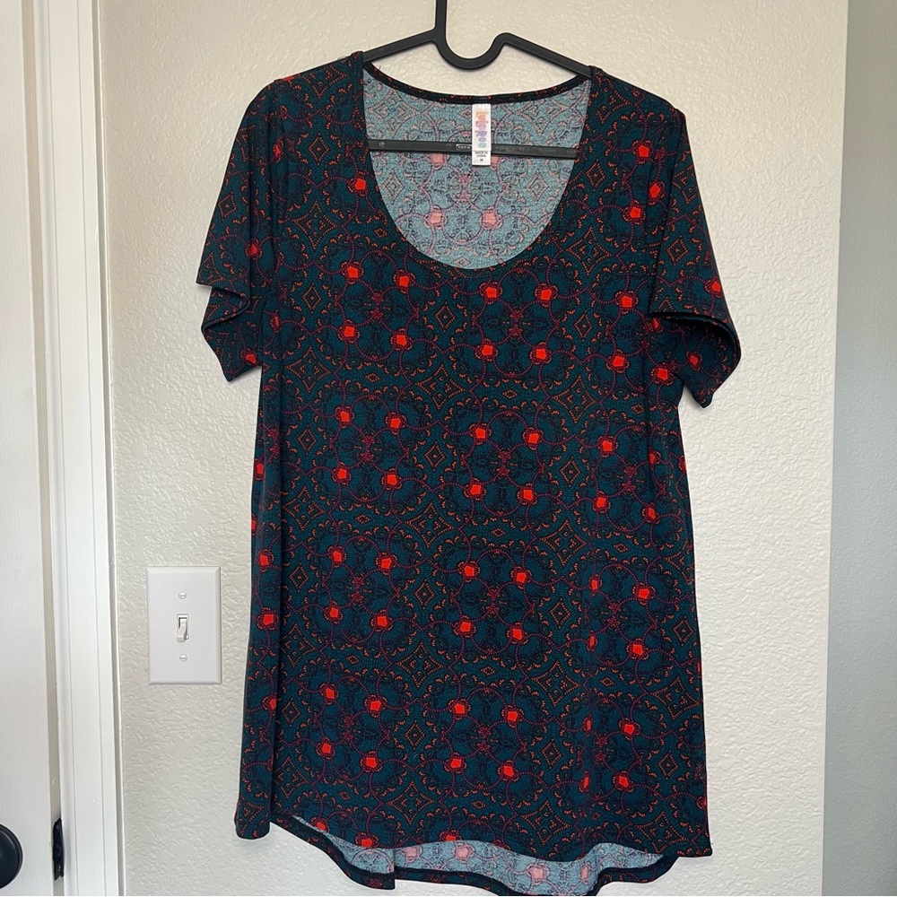 LuLaRoe • short sleeve shirt